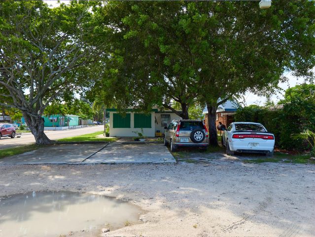 1114 7th Avenue N, Lake Worth Beach, FL 33460