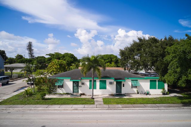 1114 7th Avenue N, Lake Worth Beach, FL 33460