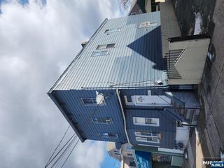 39 17th Street, Paterson, NJ 07524