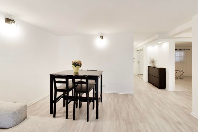 4730 N Kenneth Avenue 2G, Chicago, IL 60630