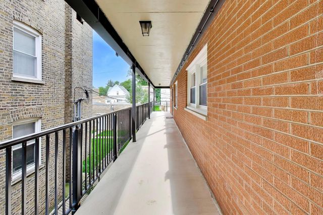 4730 N Kenneth Avenue 2G, Chicago, IL 60630