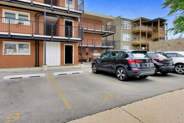 4730 N Kenneth Avenue 2G, Chicago, IL 60630