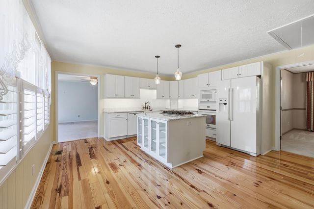 11091 Highway 707, Murrells Inlet, SC 29576