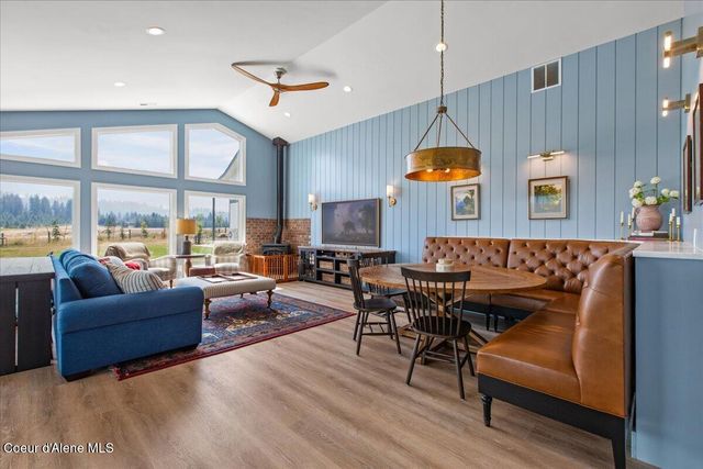 8575 W Haystack LN, Coeur D'alene, ID 83814