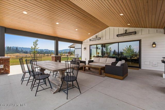 8575 W Haystack LN, Coeur D'alene, ID 83814