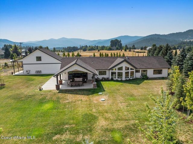 8575 W Haystack LN, Coeur D'alene, ID 83814