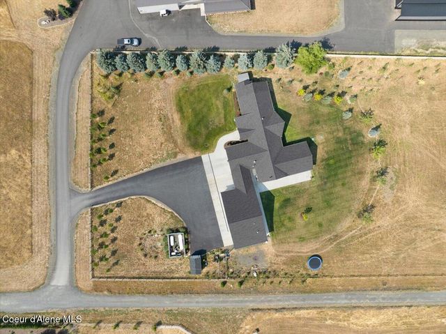 8575 W Haystack LN, Coeur D'alene, ID 83814