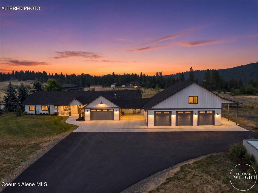 8575 W Haystack LN, Coeur d'Alene, ID 83814 photo 2