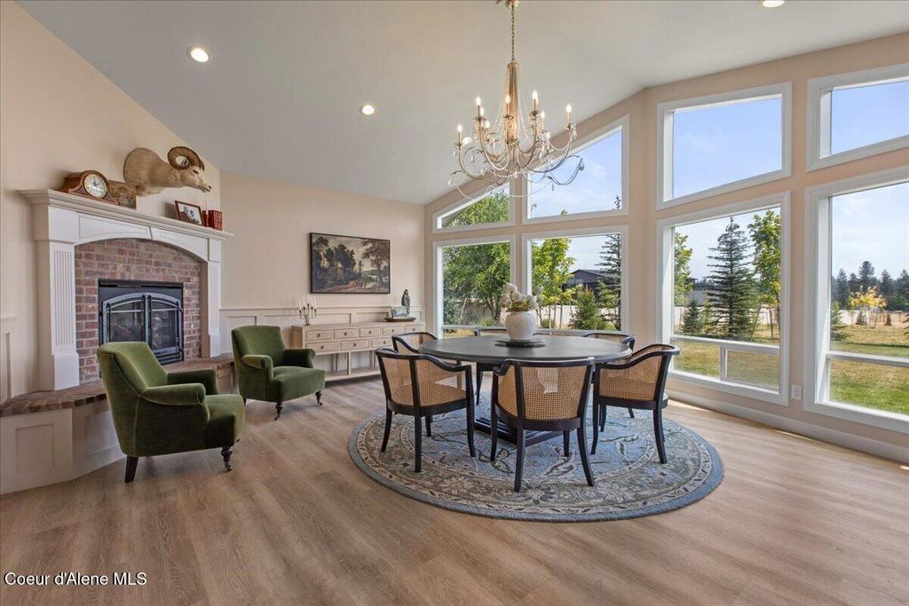 8575 W Haystack LN, Coeur d'Alene, ID 83814 photo 4