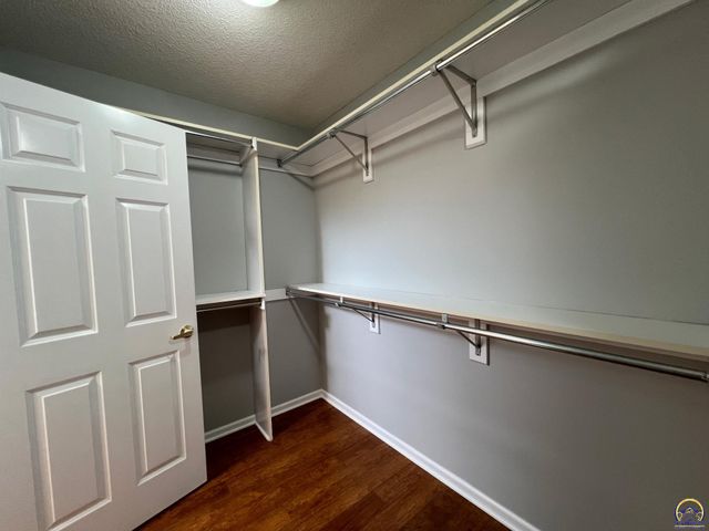 3531 SW Glendale DR, Topeka, KS 66614