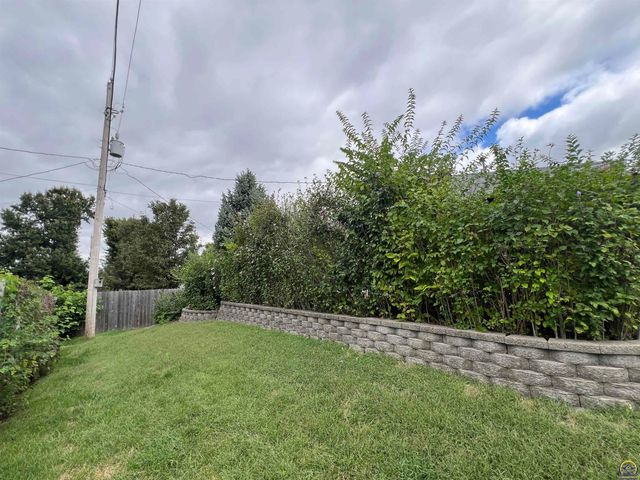 3531 SW Glendale DR, Topeka, KS 66614