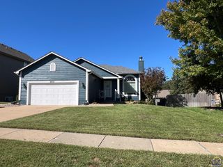 3531 SW Glendale DR, Topeka, KS 66614