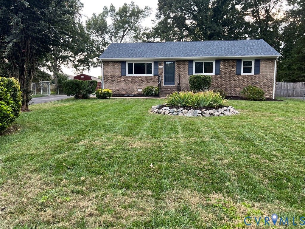14210 Barberry Ct, Chester, VA 23836