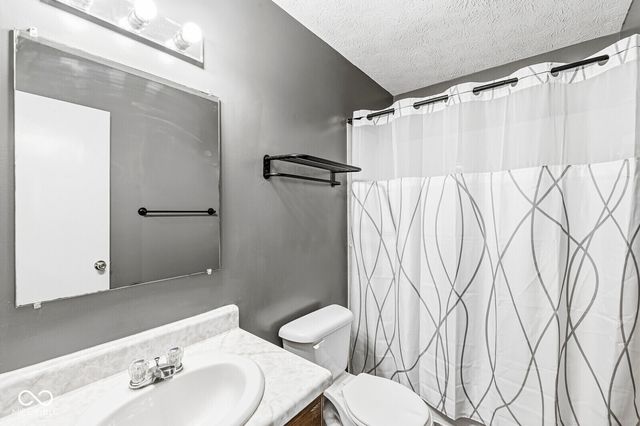 11604 E 75th Street, Indianapolis, IN 46236