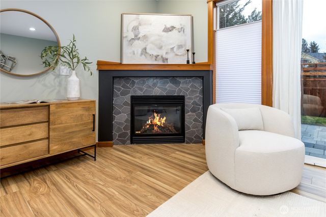 22737 se 269th Street, Maple Valley, WA 98038