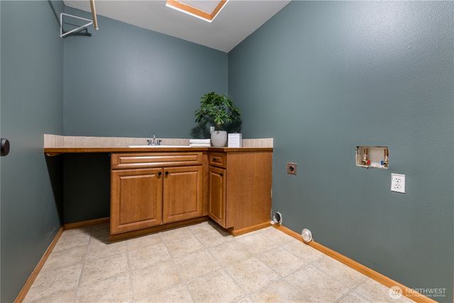 22737 se 269th Street, Maple Valley, WA 98038