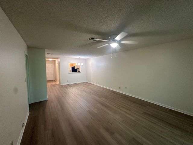 3034 Coral Springs Dr 202, Coral Springs, FL 33065