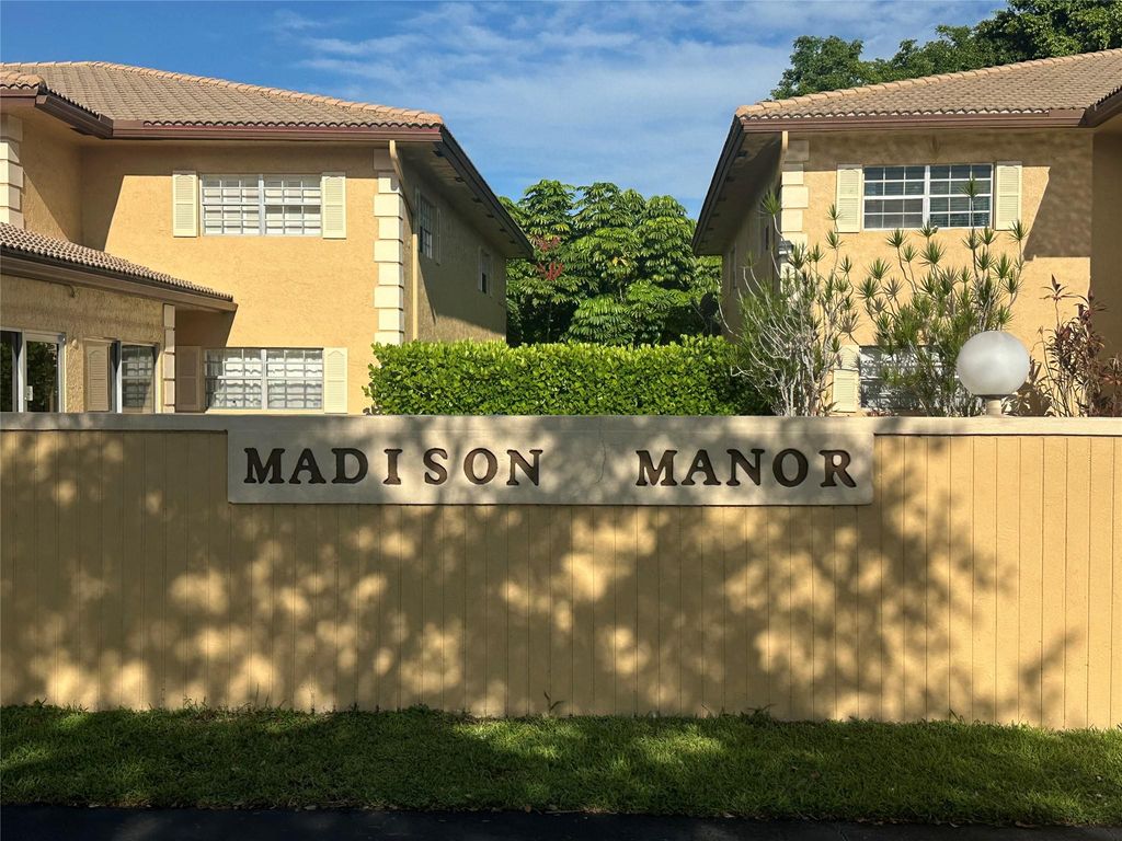 3034 Coral Springs Dr 202, Coral Springs, FL 33065