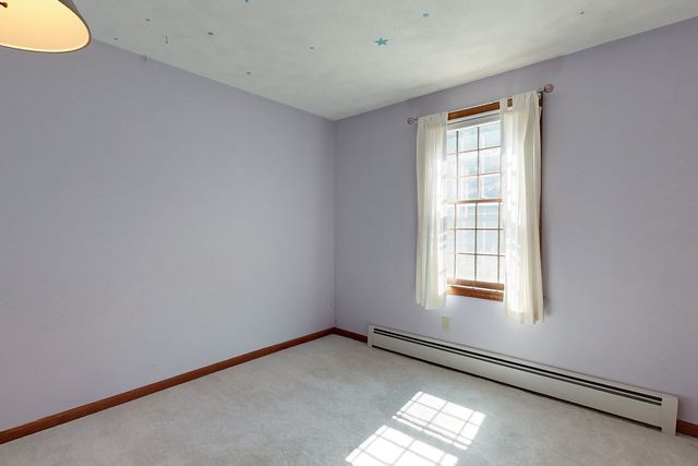 87 Squannacook Rd, Shirley, MA 01464