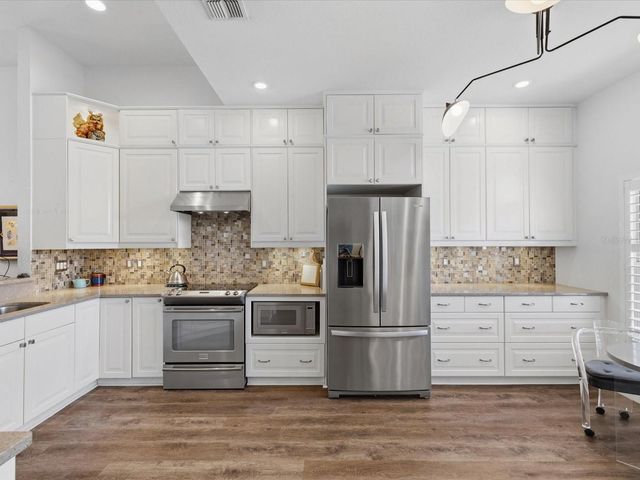 884 MICHELE CIRCLE, Dunedin, FL 34698