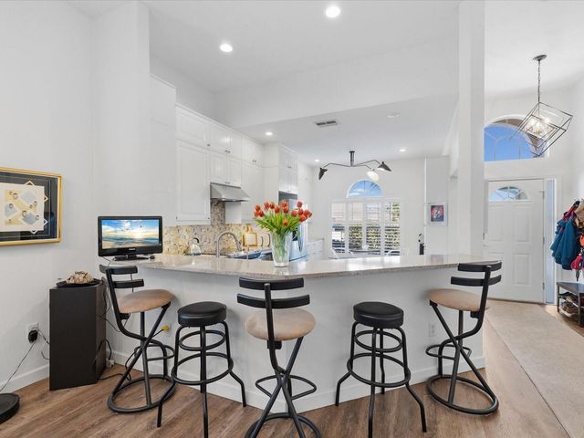 884 MICHELE CIRCLE, Dunedin, FL 34698