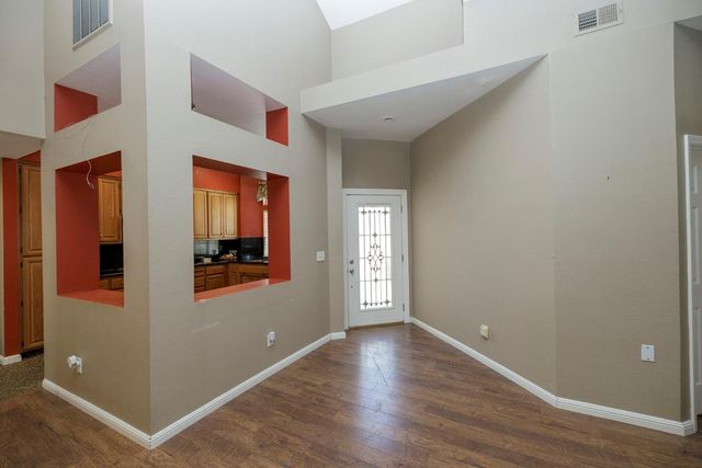 1144 Copper Lantern Ct, Modesto, CA 95355