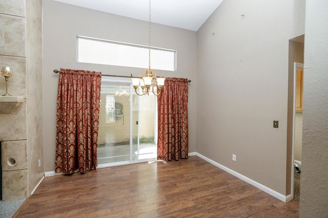 1144 Copper Lantern Ct, Modesto, CA 95355