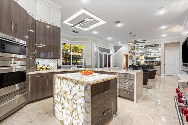 580 Carrot Wood Terrace, Plantation, FL 33324