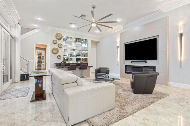 580 Carrot Wood Terrace, Plantation, FL 33324