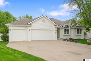 16650 Redwood Street, Omaha, NE 68136