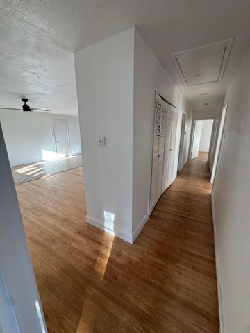 4112 Summitt Ridge Drive, Dallas, TX 75216