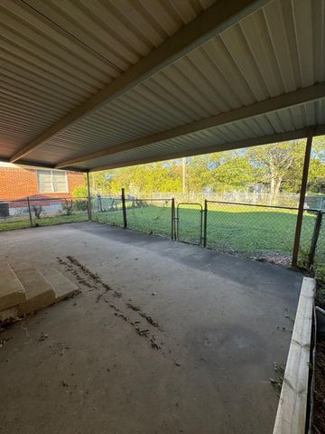 4112 Summitt Ridge Drive, Dallas, TX 75216