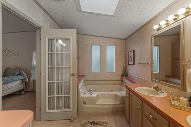 5146 NORTHSHORE DRIVE, Polk City, FL 33868