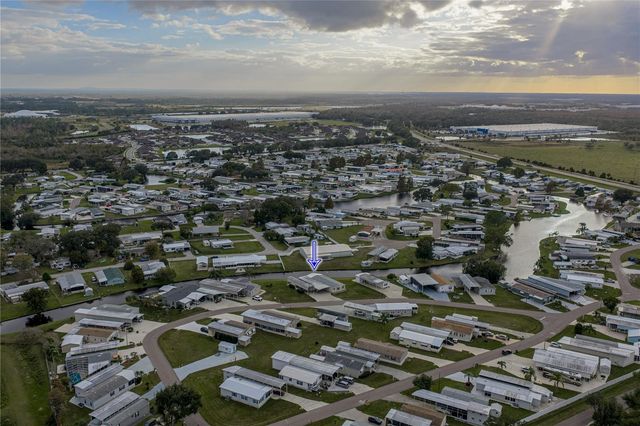 5146 NORTHSHORE DRIVE, Polk City, FL 33868