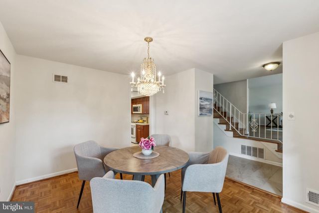 11706 MILBERN DR, Rockville, MD 20854
