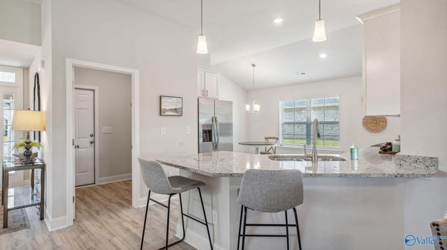 106 Sidney Ruth Drive, New Market, AL 35761