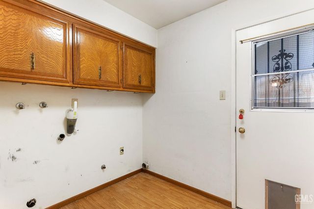 713 Elsey Street, Bakersfield, CA 93309