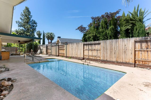 713 Elsey Street, Bakersfield, CA 93309