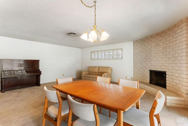 713 Elsey Street, Bakersfield, CA 93309