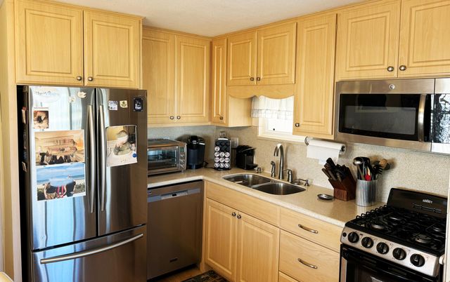 208 Flamingo Drive, Briny Breezes, FL 33435