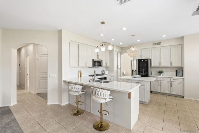 2609 Saddleback St, Chula Vista, CA 91914