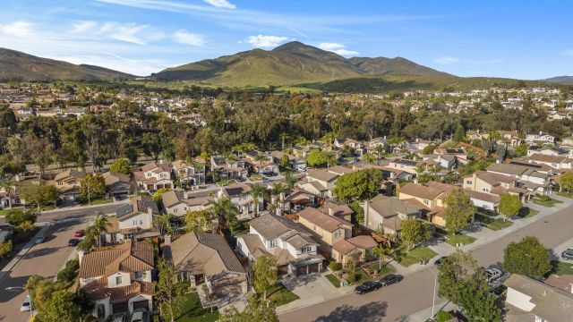 2609 Saddleback St, Chula Vista, CA 91914