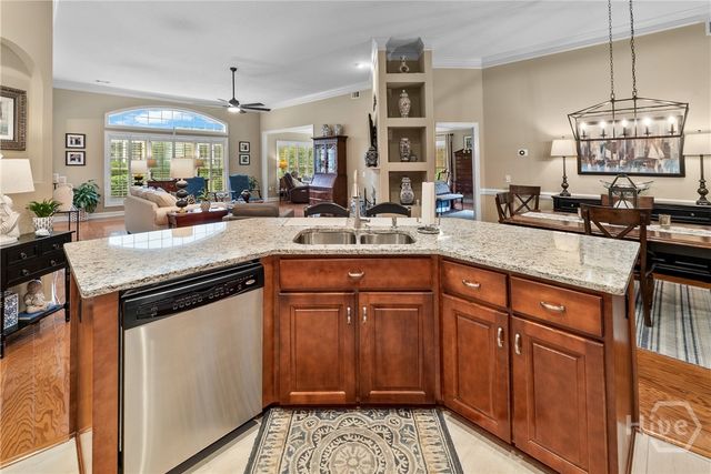 16 Weatherby Circle, Savannah, GA 31405