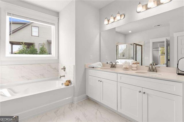 4114 Valleyview Court, Mcdonough, GA 30252