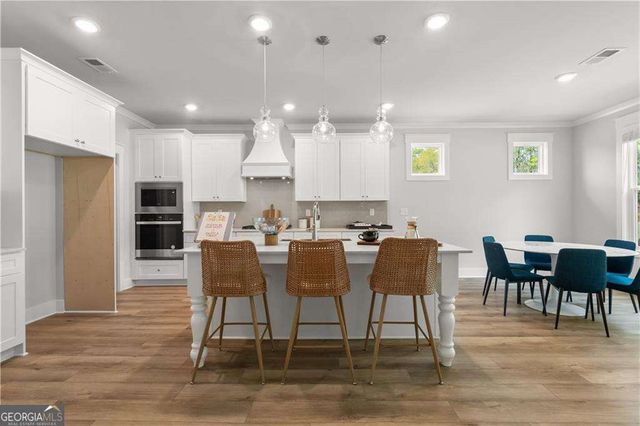 4114 Valleyview Court, Mcdonough, GA 30252