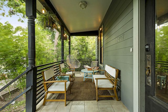 1007 E 8th ST, Austin, TX 78702