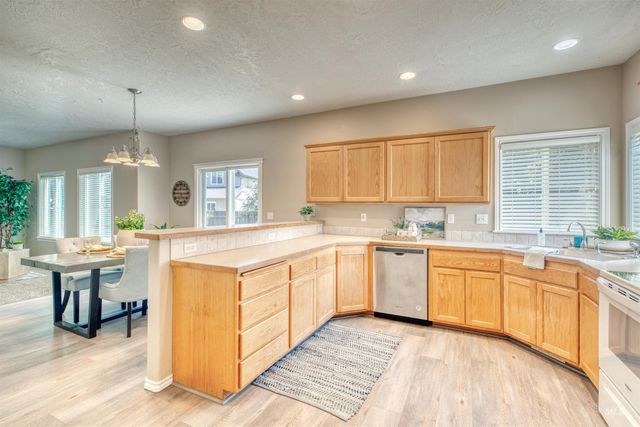3778 N Elsinore Way, Meridian, ID 83646