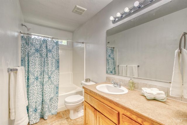 3778 N Elsinore Way, Meridian, ID 83646