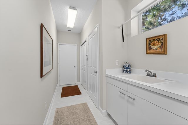 4201 SE Frazier Court, Stuart, FL 34997