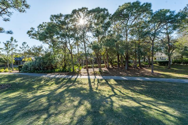 4201 SE Frazier Court, Stuart, FL 34997